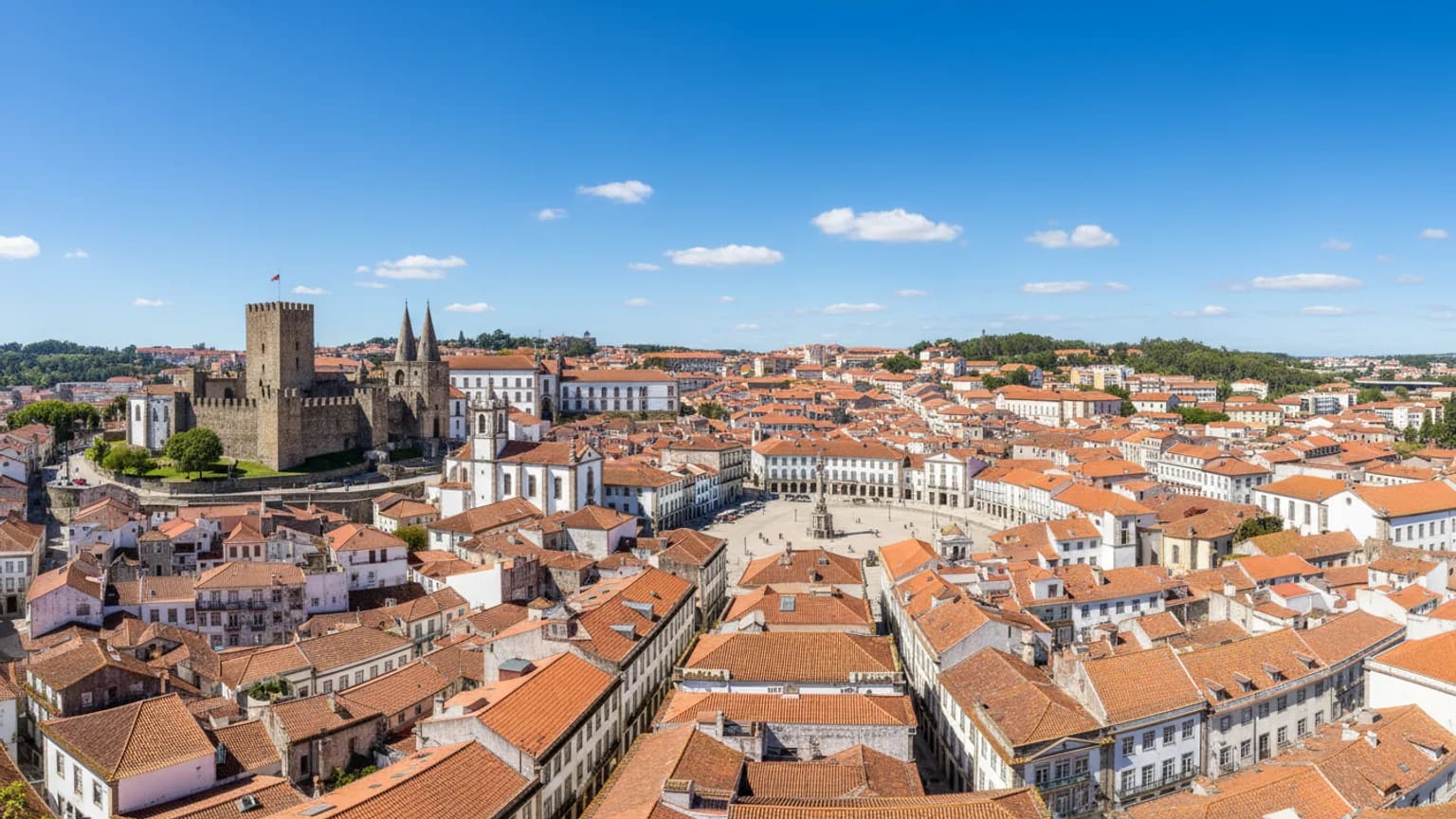 Vue panoramique de Guimarães